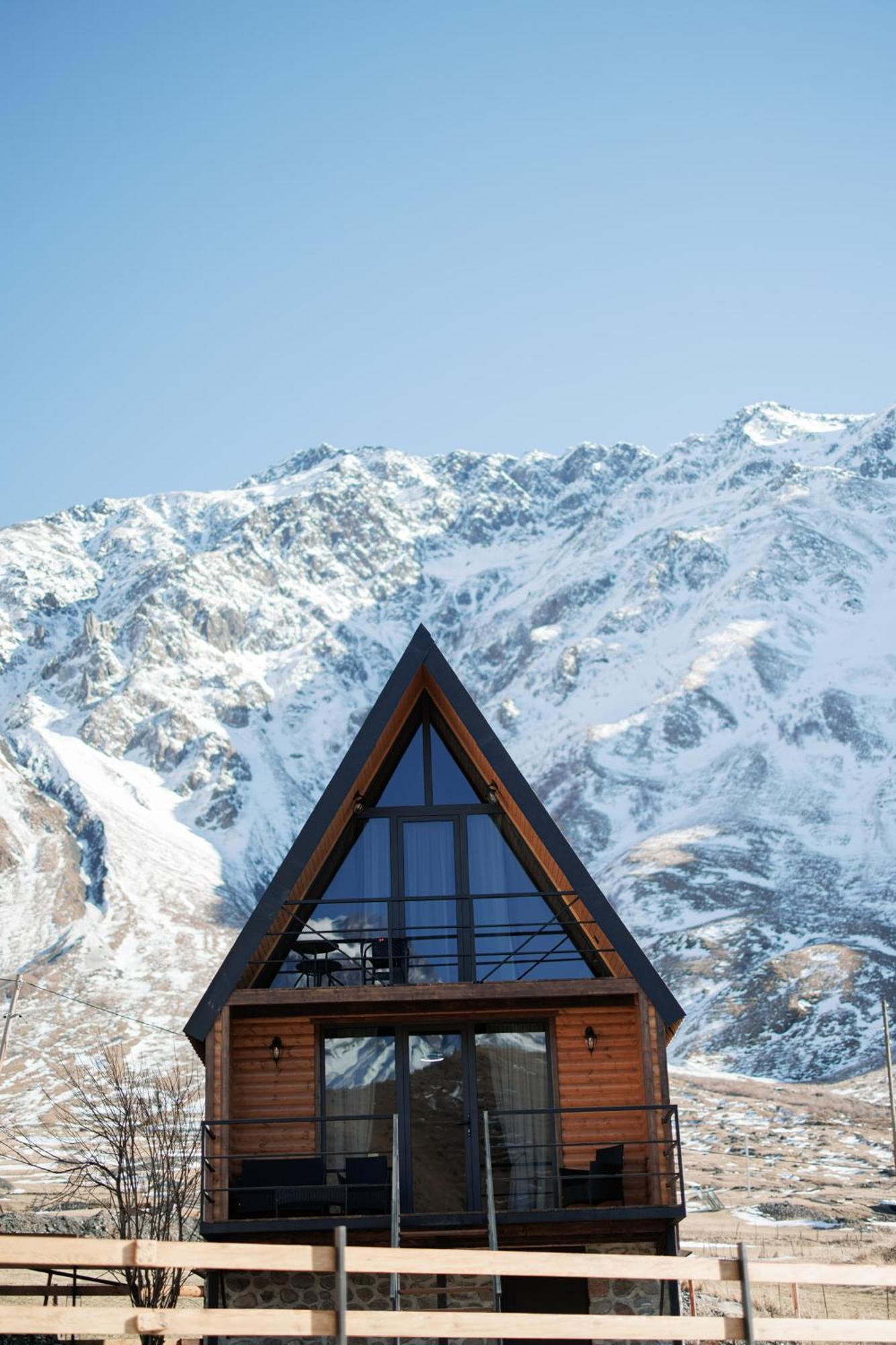Sunset Cottage Kazbegi ภายนอก รูปภาพ