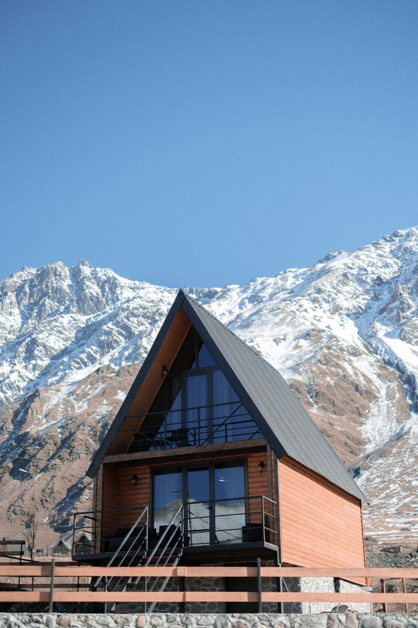 Sunset Cottage Kazbegi ภายนอก รูปภาพ