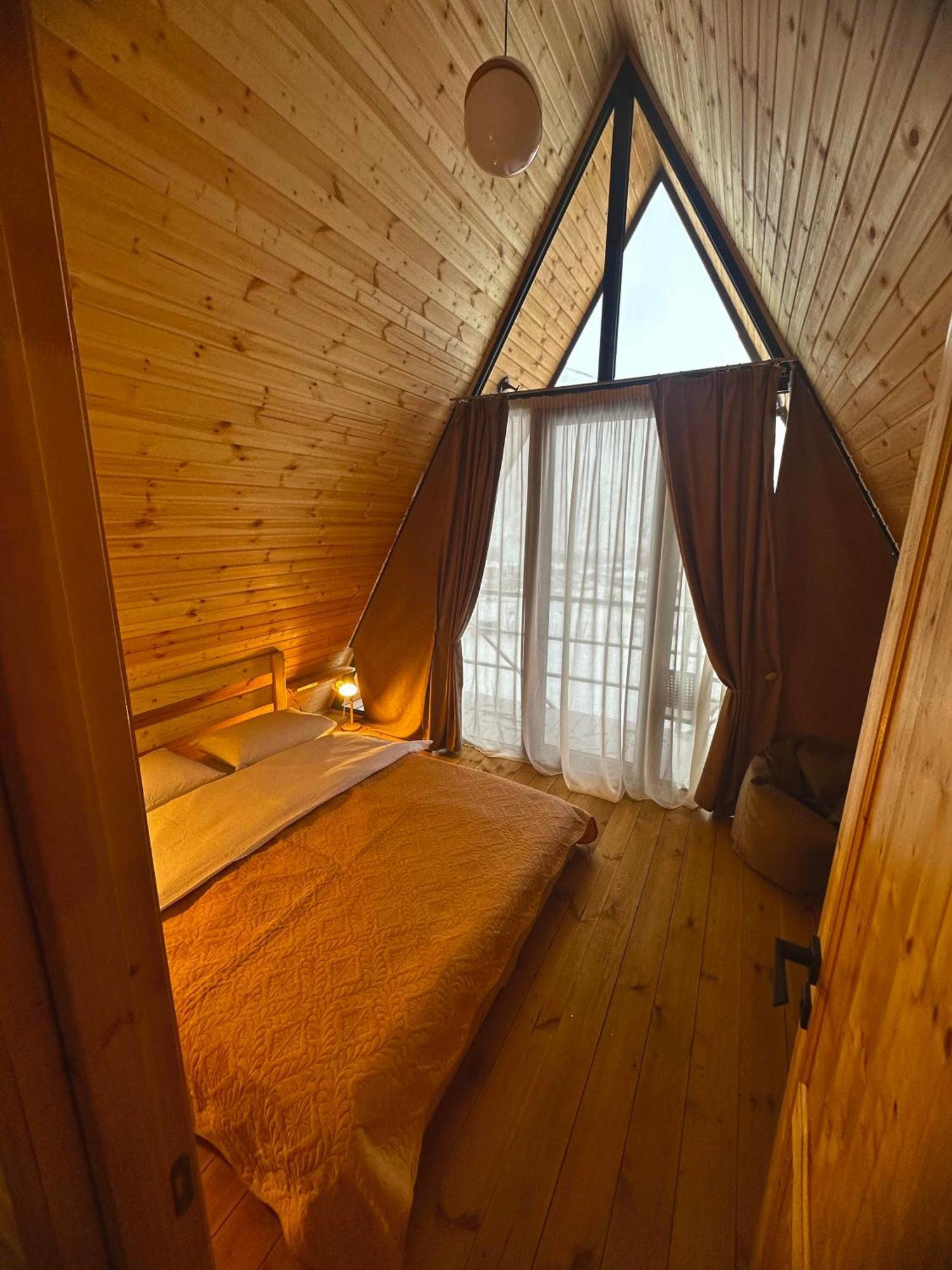 Sunset Cottage Kazbegi ภายนอก รูปภาพ