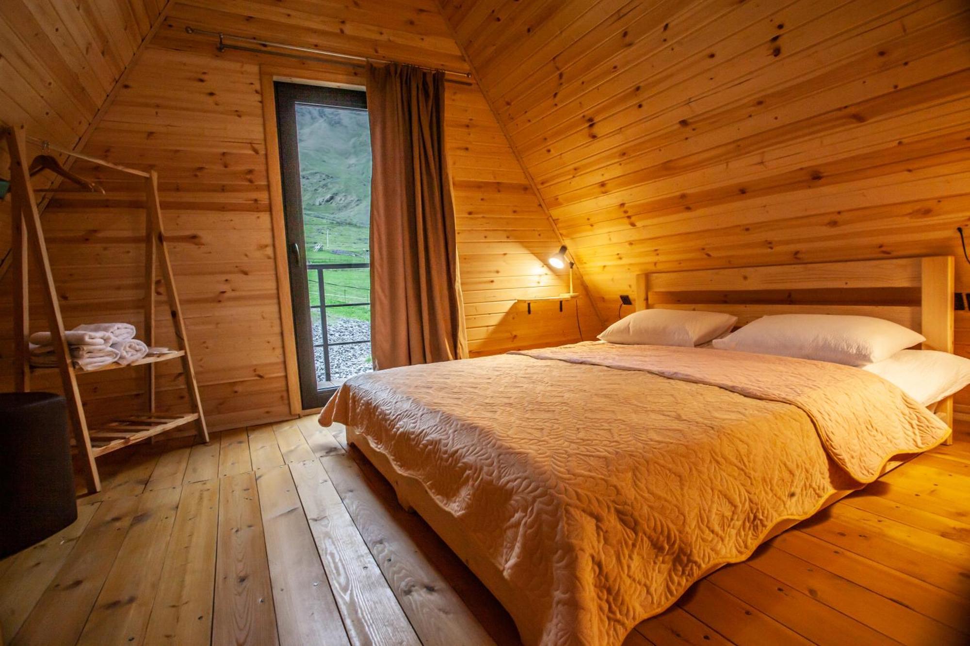 Sunset Cottage Kazbegi ภายนอก รูปภาพ