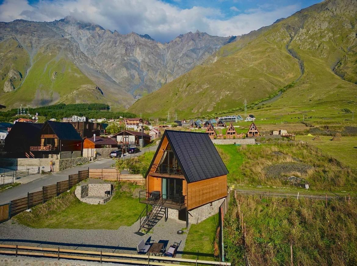 Sunset Cottage Kazbegi ภายนอก รูปภาพ